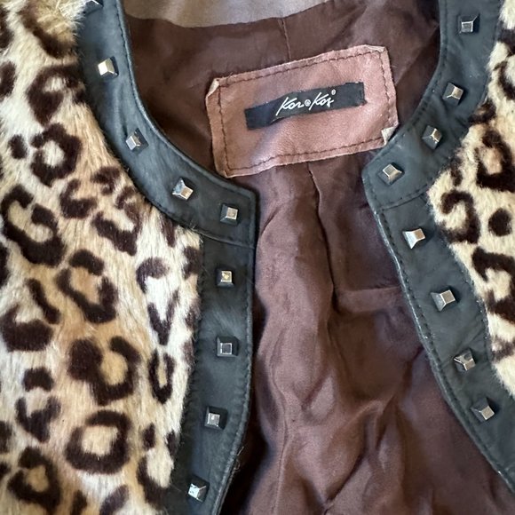KOR@KOR Cheetah Print Fur Cropped Short Sleeve Jacket - Picture 5 of 5